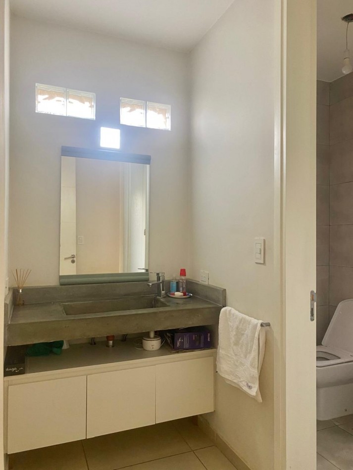 VENTA HERMOSA CASA EN BARRIO CERRADO TIERRA ALTA COMARCA SERRANA