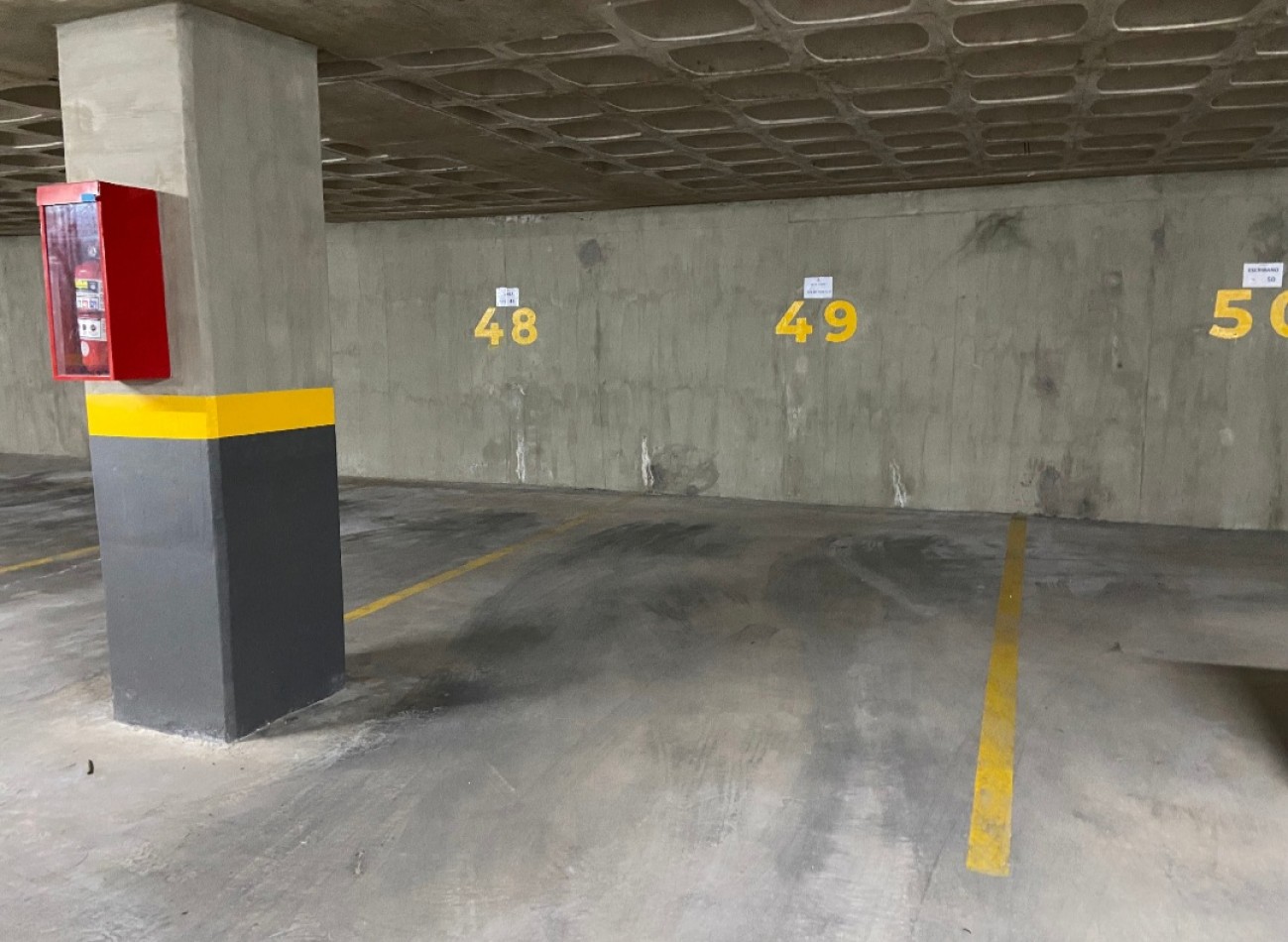 VENTA DPTO 1 DORMITORIO Y COCHERA CENTRO VILLA CARLOS PAZ !!!