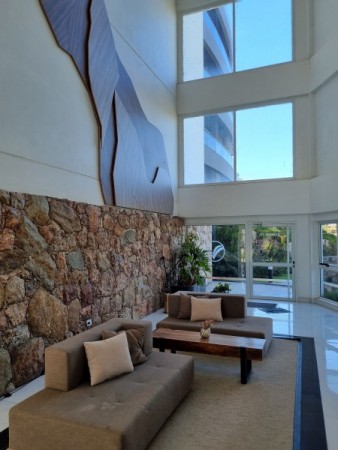 VENTA DPTO 1 DORMITORIO Y COCHERA EN COMPLEJO PREMIUM VENETO VILLAGE