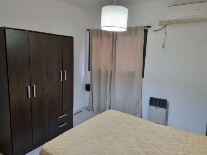 VENTA DPTO 1 DORMITORIO Y COCHERA AMOBLADO CENTRO VILLA CARLOS PAZ !!!!