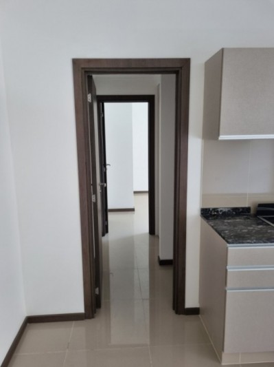 OPORTUNIDAD AMOBLADO!! VENTA DPTO 1 DORMITORIO Y COCHERA A ESTRENAR EN EDIFICIO VENETO VI